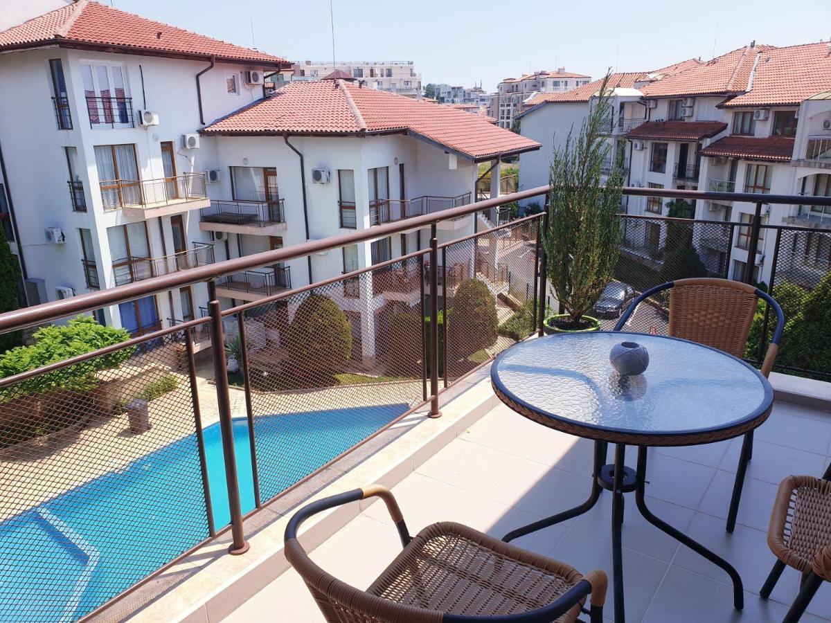 Appartamento La terrace Sea view Sveti Vlas Esterno foto